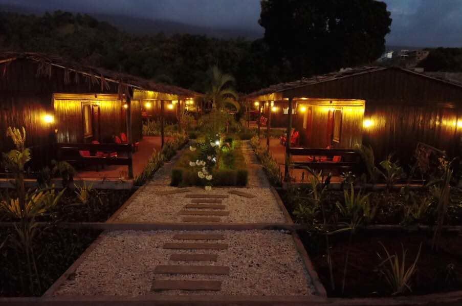 Hotel Le Kalyptus Moroni Exterior foto